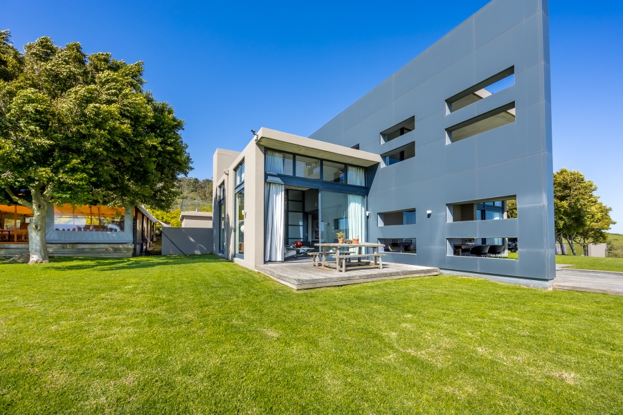 3 Bedroom Property for Sale in Stellenbosch Farms Western Cape